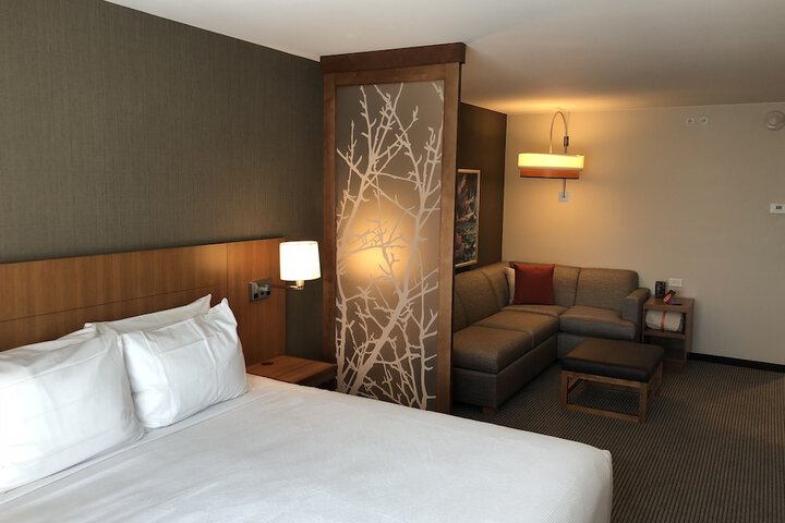 Room 17 of 42