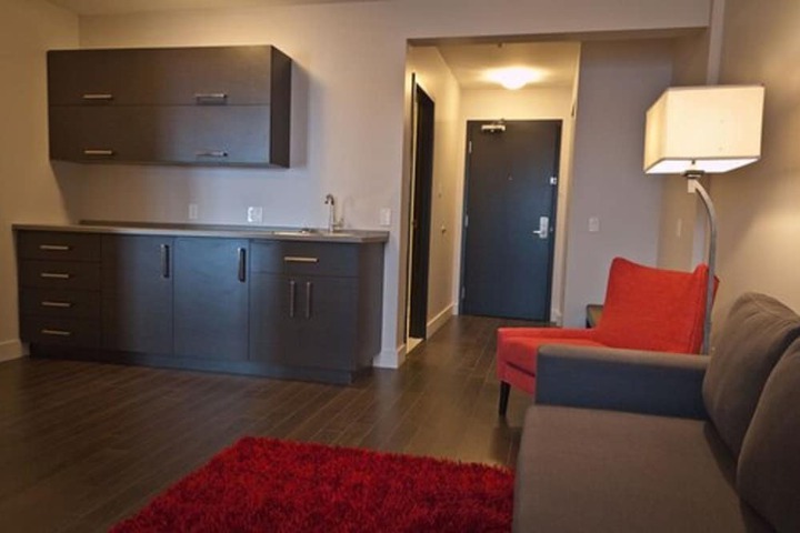 Room 25 of 37