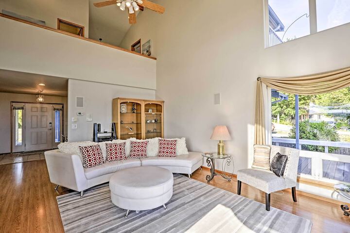 Birch Bay Waterfront Home - Steps to Beach!