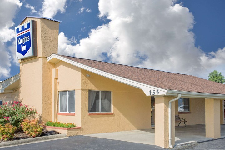 Hotel 2 of 27