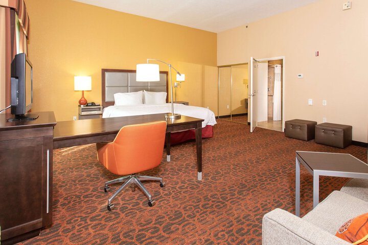 Room 21 of 57