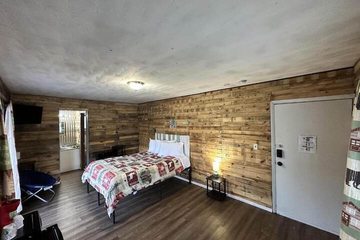 Room 29 of 36