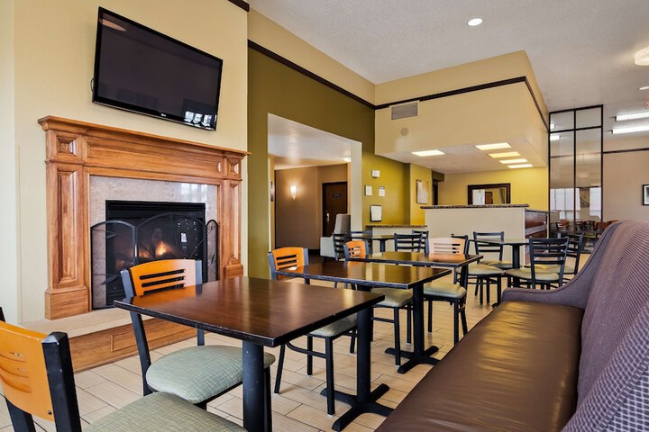 Hotel Interior 17 of 82