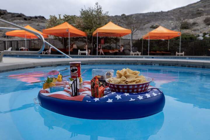 Pool 4 of 52