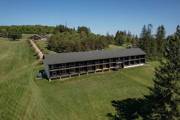 Hotel 5 of 43