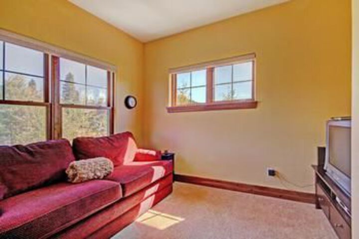 Highland Greens Linden 3 Bedroom Townhouse by RedAwning