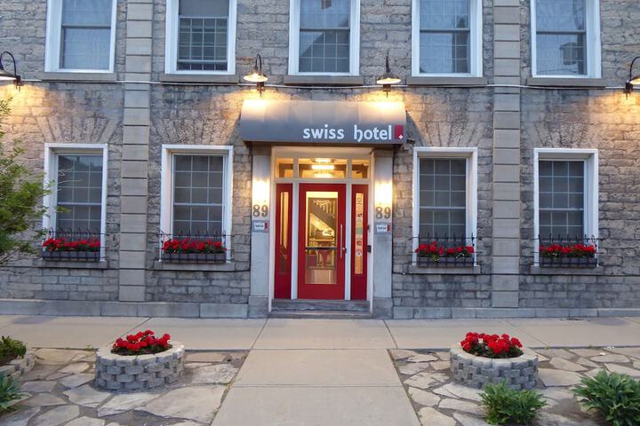 Hotel 5 of 74