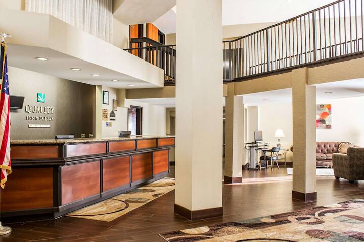 Hotel Interior 6 of 36