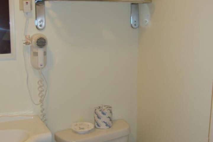 Room 18 of 24