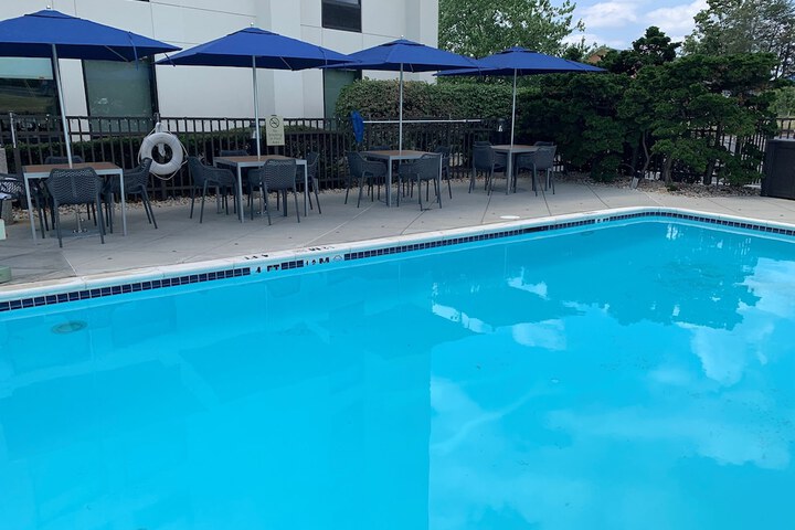 Pool 11 of 71