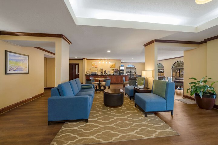 Hotel Interior 12 of 35