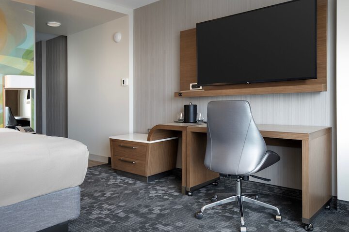 Room 16 of 41