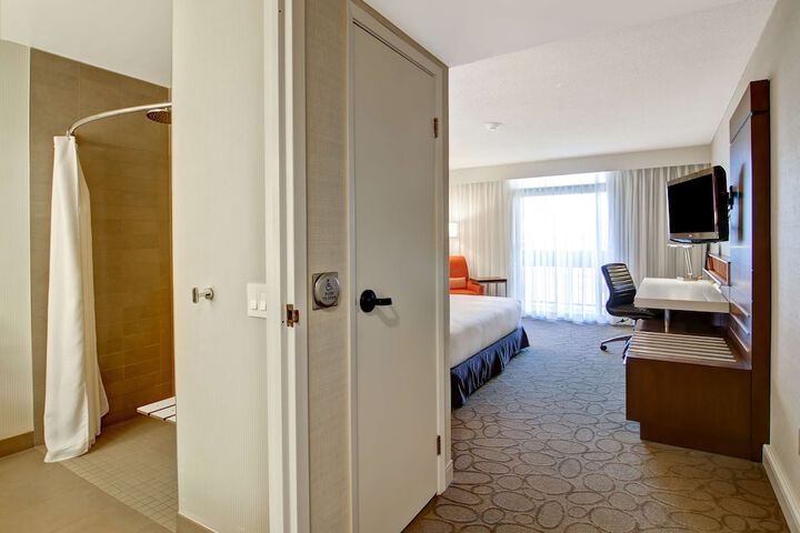 Room 45 of 98