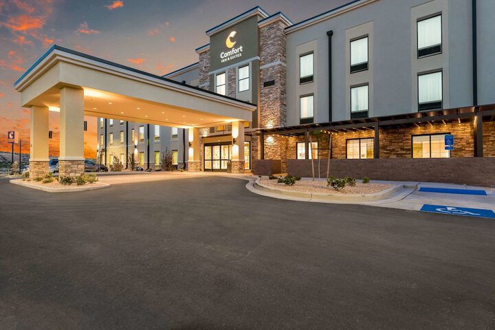 Hotel 2 of 69
