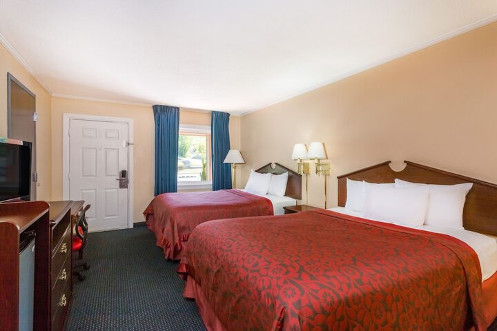 Room 21 of 39