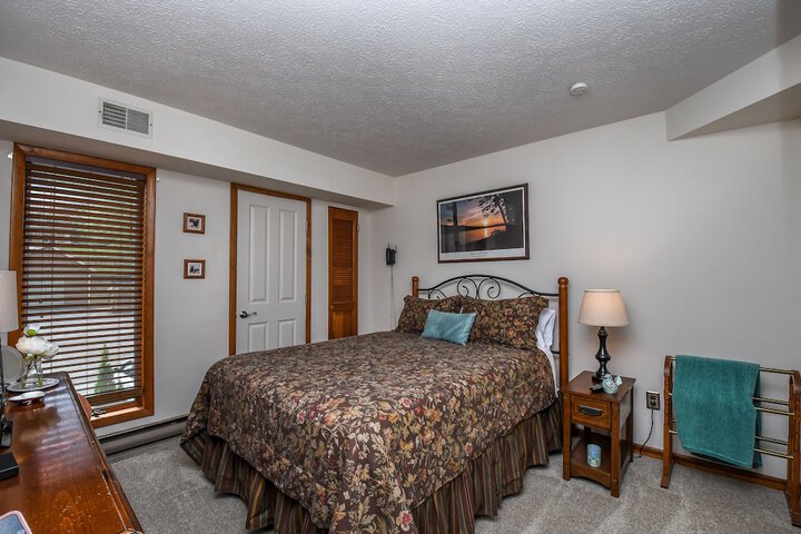 Room 16 of 31