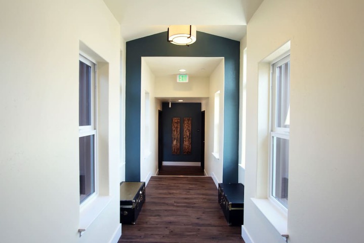 Ballroom/Hall 70 of 78