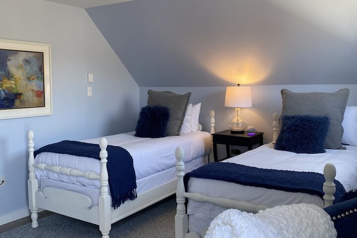 Room 20 of 53