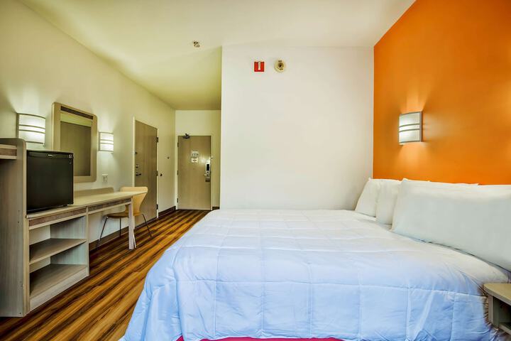 Room 17 of 21