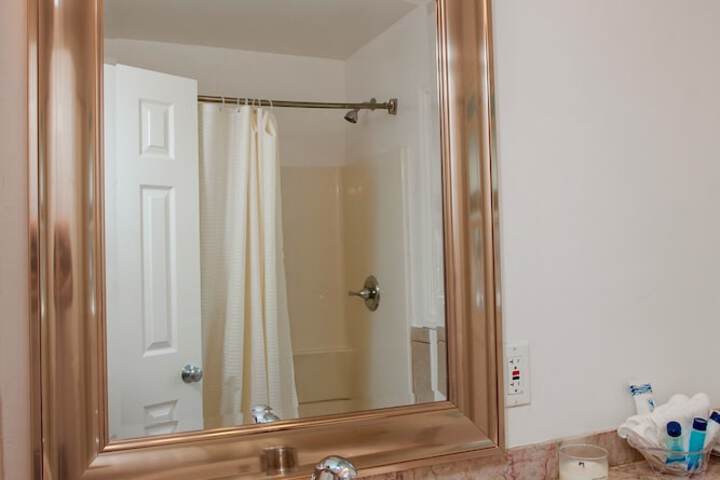 Room 16 of 78