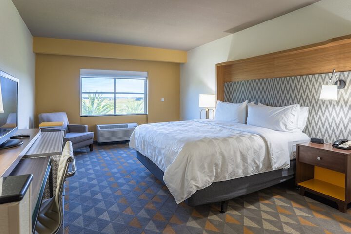 Holiday Inn Hotel & Suites Beaufort at Highway 21 by IHG