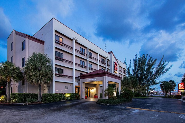 Hotel 7 of 30