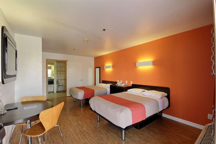 Motel 6 Edinburg TX