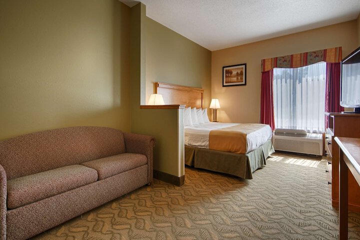 Room 9 of 39