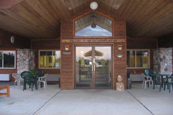 Chicaugon Lake Inn