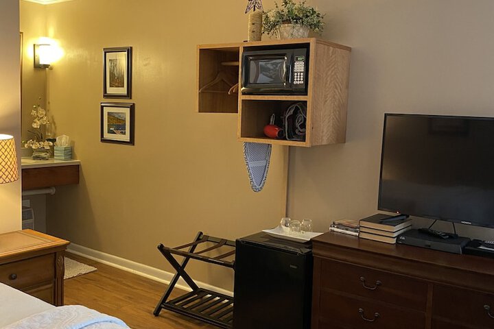 Room 80 of 175