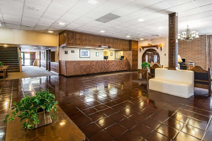 Hotel Interior 9 of 52