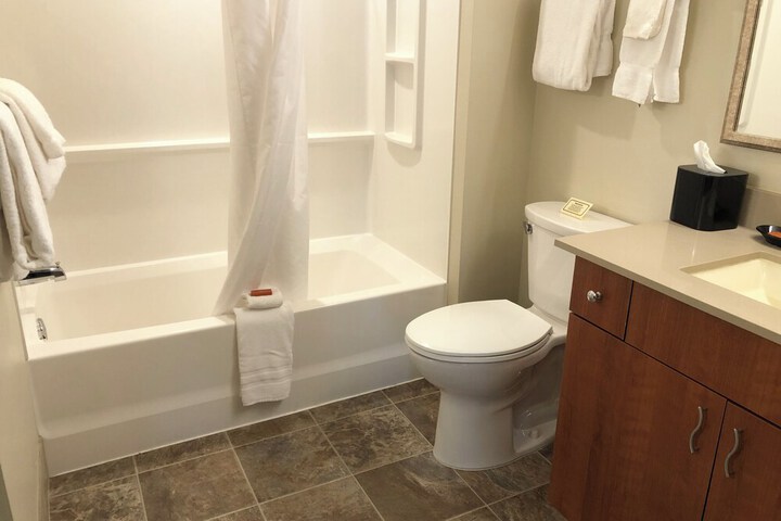 Room 11 of 22