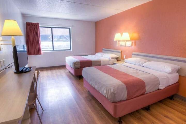 Room 22 of 39