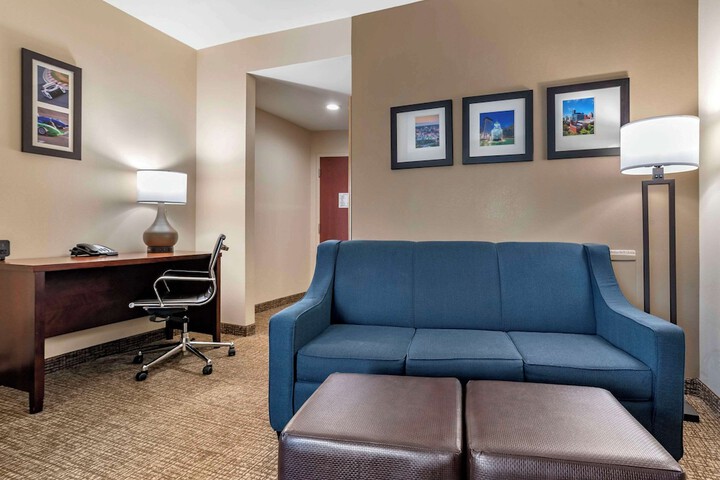 Room 15 of 32