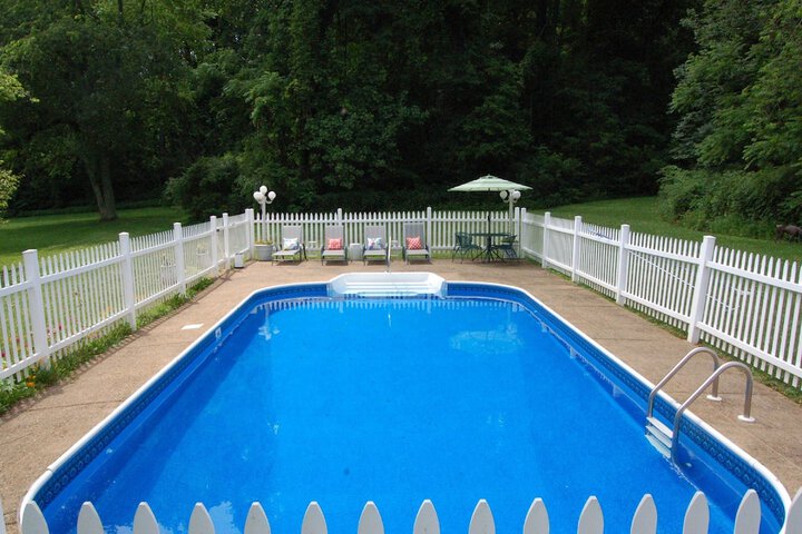 Pool 6 of 60