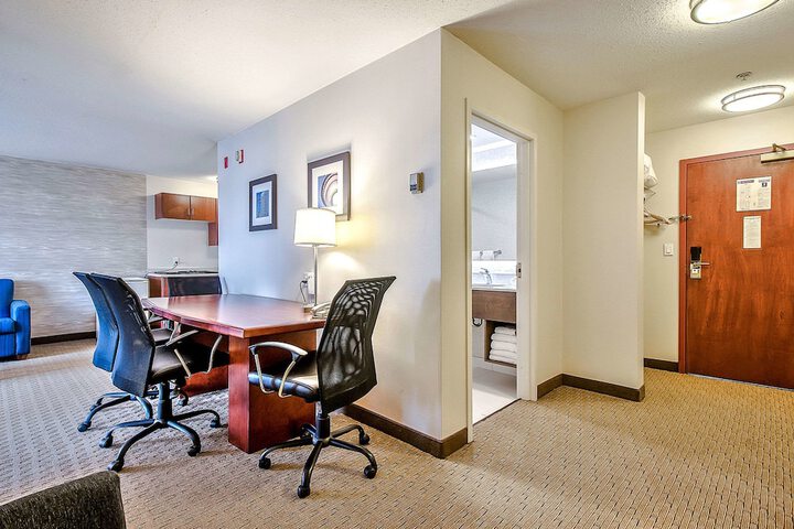 Room 30 of 39