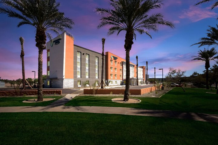 Hotel 4 of 32