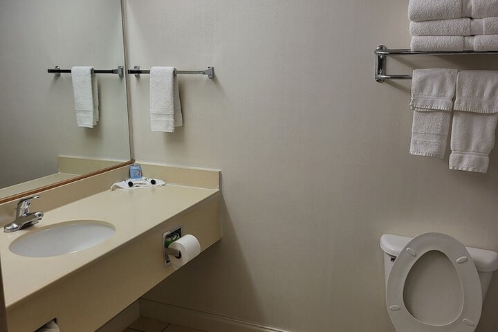 Room 20 of 49