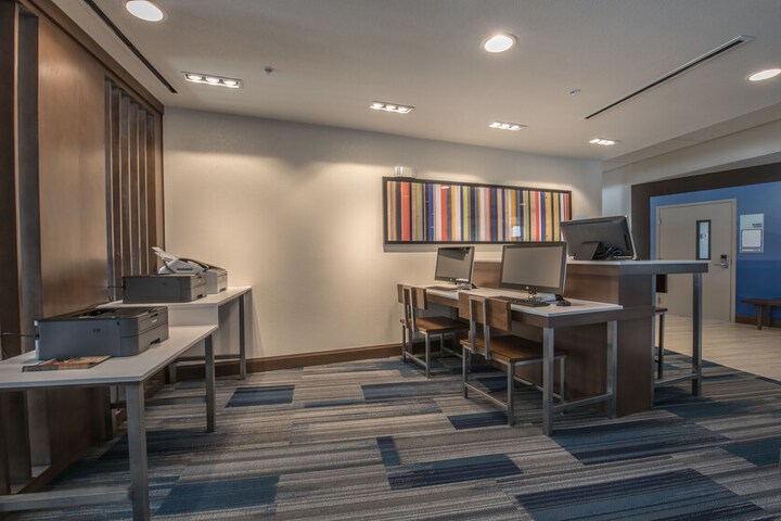 Holiday Inn Express & Suites-Dripping Springs - Austin Area by IHG