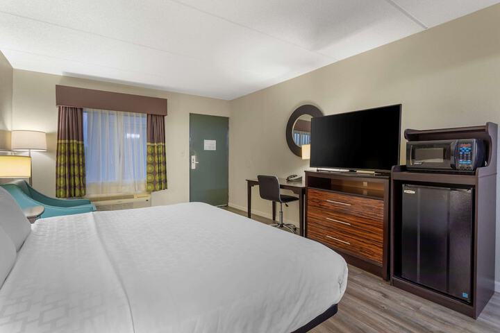 Room 17 of 31