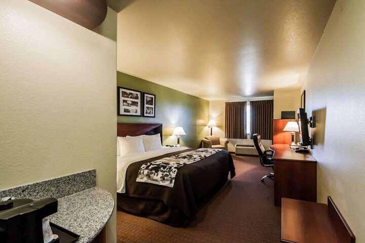 Sleep Inn & Suites Shamrock
