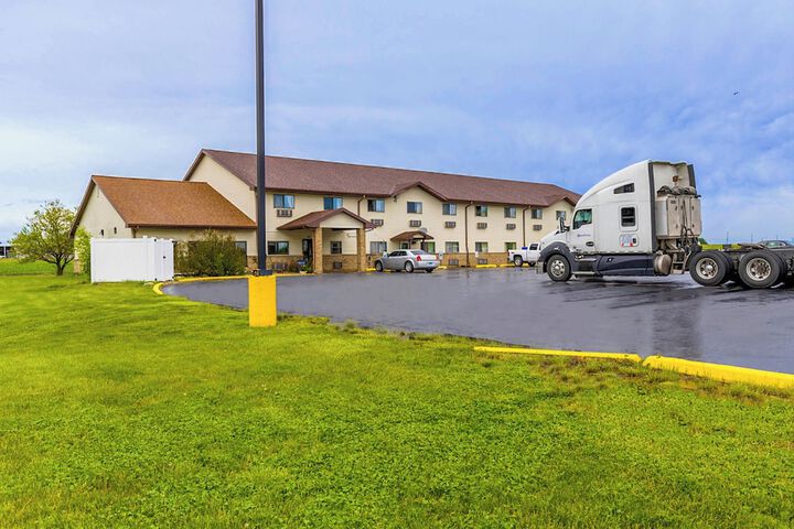 Hotel 3 of 61