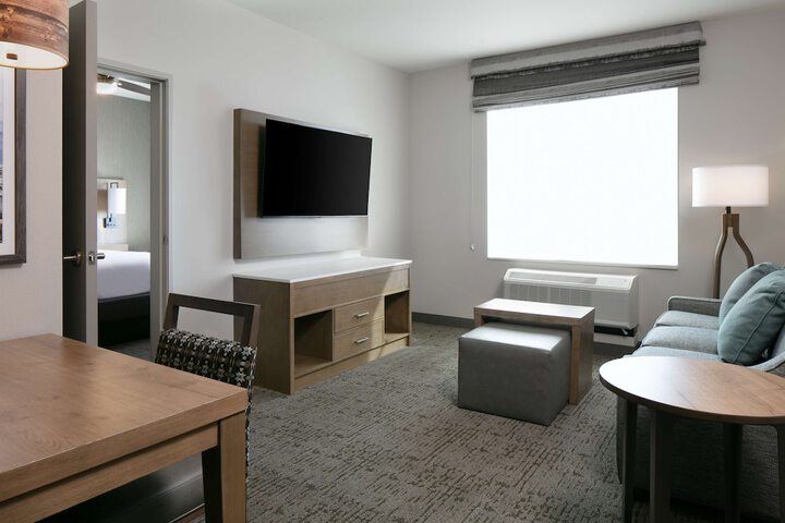 Room 21 of 53