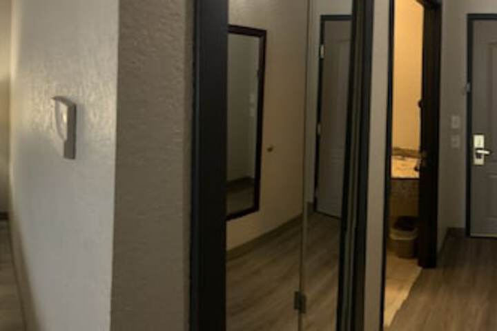 Room 18 of 54