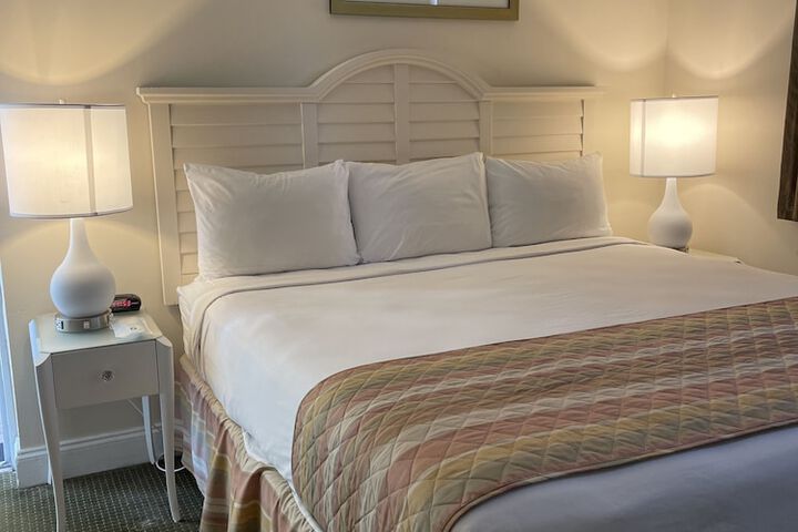 Room 44 of 130
