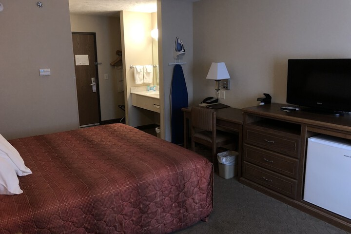 Room 16 of 35