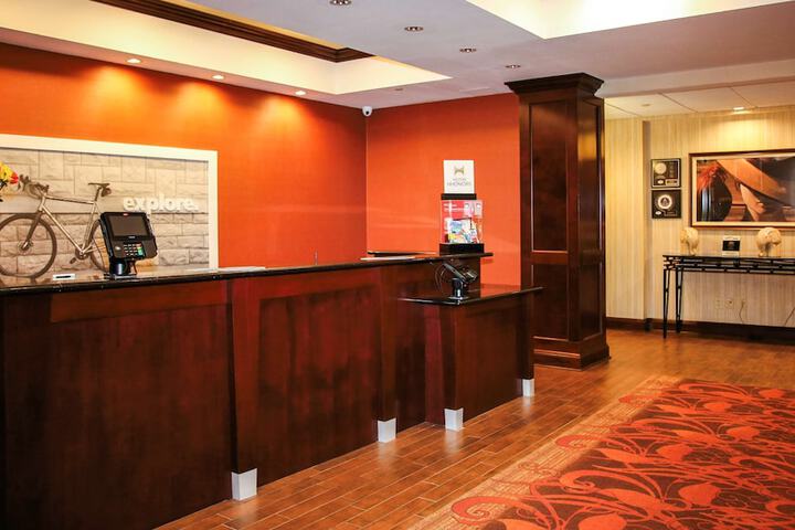 Hampton Inn Matamoras / Milford