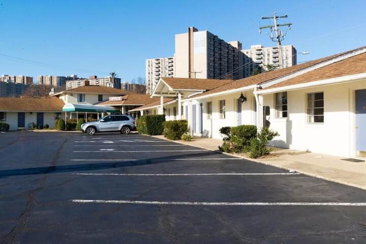 Hotel 3 of 23