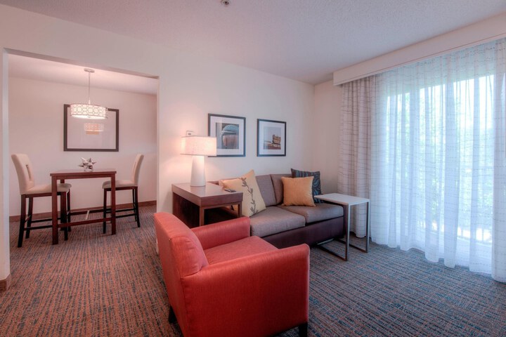 Room 44 of 62