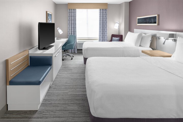 Hilton Garden Inn Queens / JFK Airport